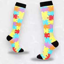 Load image into Gallery viewer, Checker Patterned LegEase Compression Socks