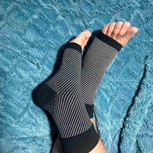 Load image into Gallery viewer, Foot & Ankle Sleeve Compression Socks